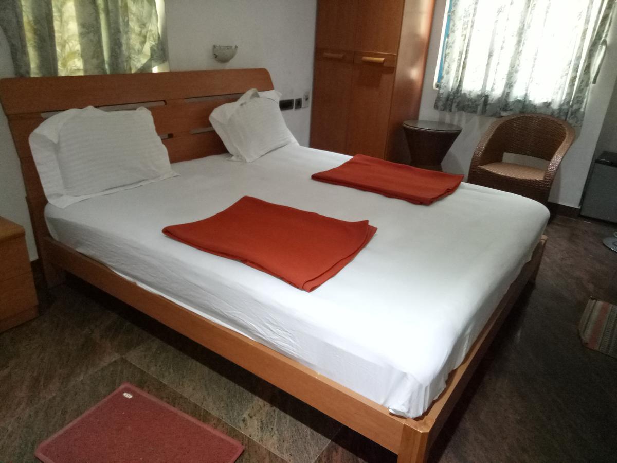 Grand International Hotel Erode Buitenkant foto
