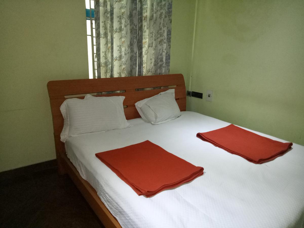 Grand International Hotel Erode Buitenkant foto