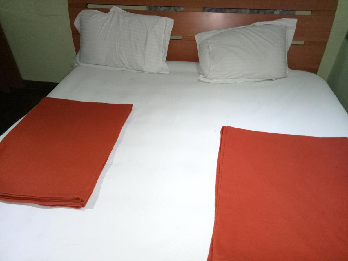 Grand International Hotel Erode Buitenkant foto