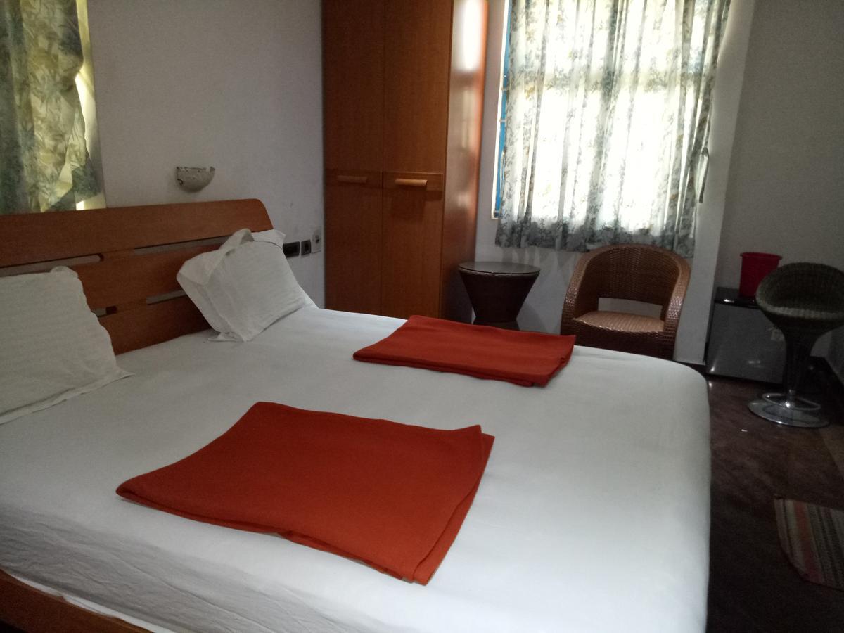 Grand International Hotel Erode Buitenkant foto